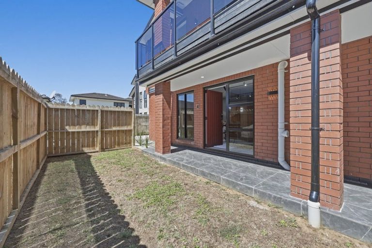 Photo of property in 716c Massey Road, Mangere, Auckland, 2022