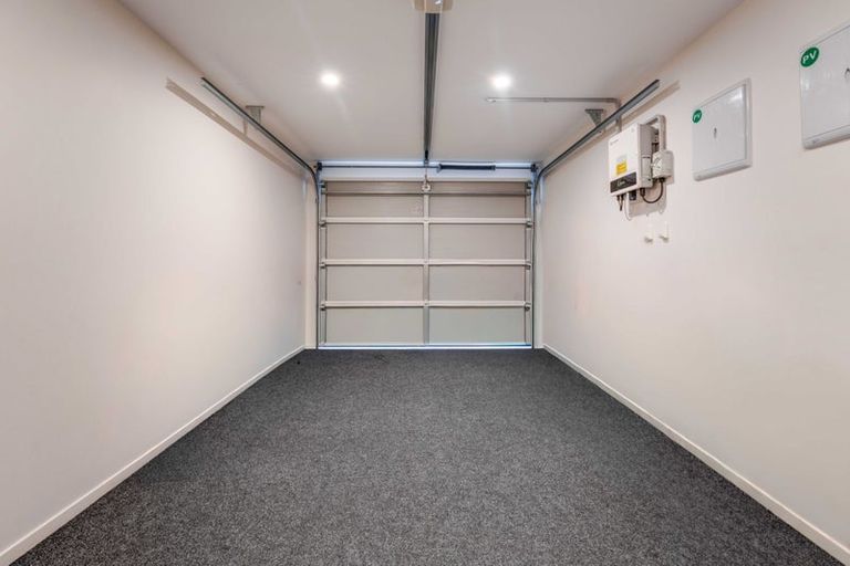 Photo of property in 79c Granville Drive, Massey, Auckland, 0614