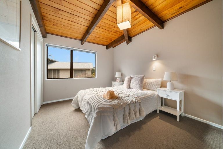 Photo of property in 179 Govett Avenue, Frankleigh Park, New Plymouth, 4310