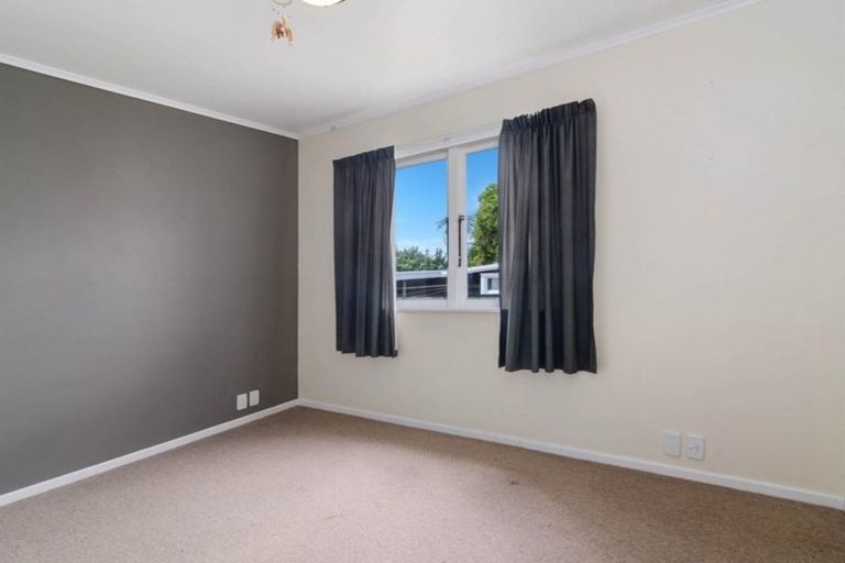 Photo of property in 37 Fairview Road, Western Heights, Rotorua, 3015