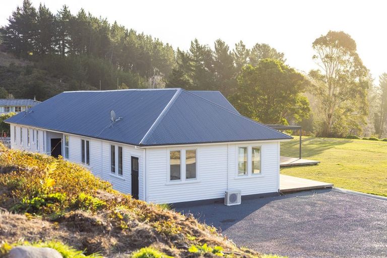 Photo of property in 81 Orokonui Road, Waitati, 9085