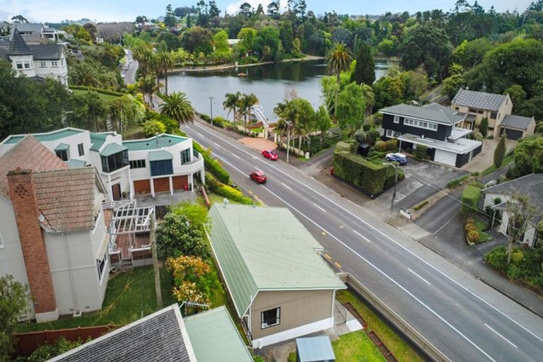 Photo of property in 87 Great North Road, Saint Johns Hill, Whanganui, 4501