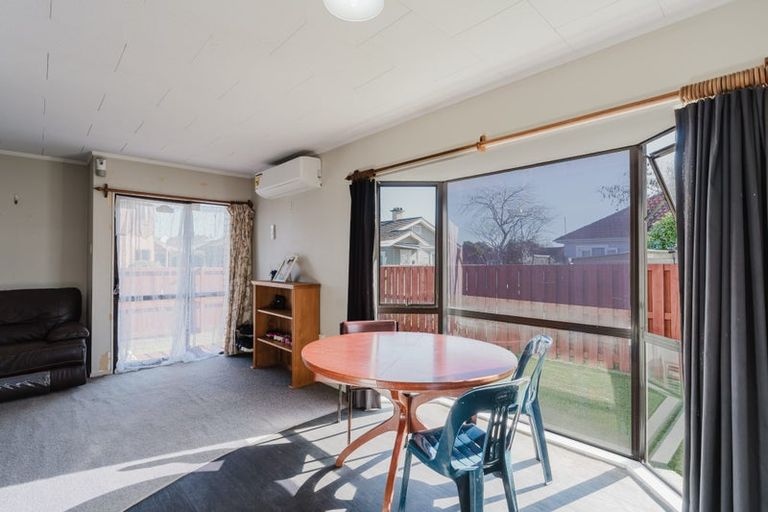 Photo of property in 16 Tranmere Road, Fairfield, Hamilton, 3214