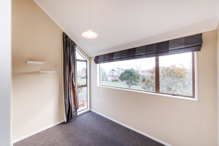 Photo of property in 107 John F Kennedy Drive, Milson, Palmerston North, 4414