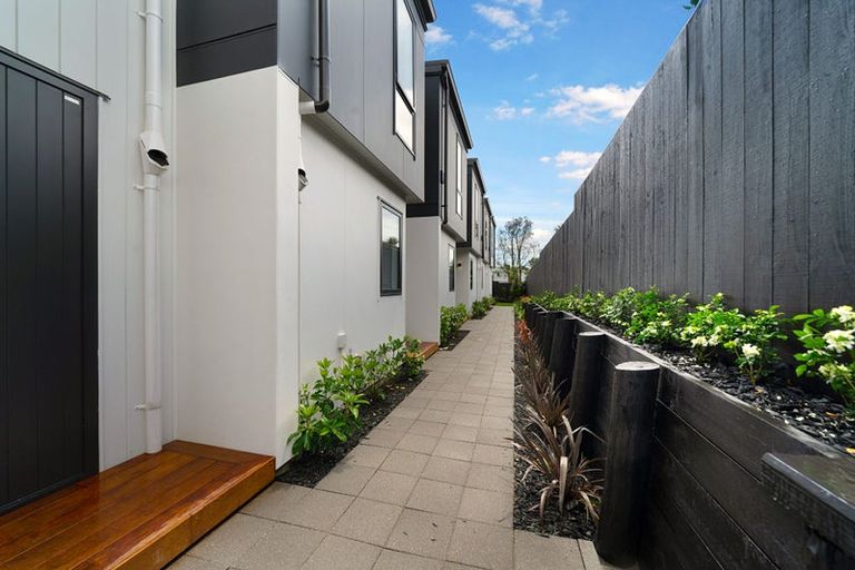 Photo of property in 6/14 Akehurst Avenue, New Lynn, Auckland, 0600