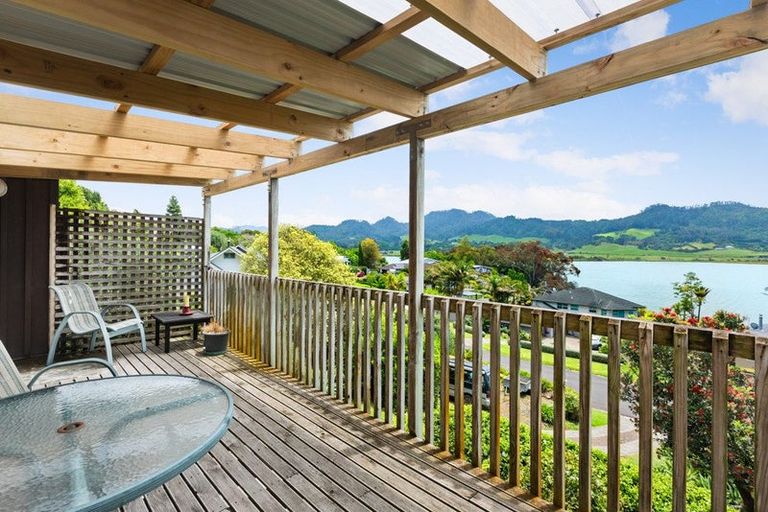 Photo of property in 10 Moana Drive, Tanners Point, Katikati, 3177