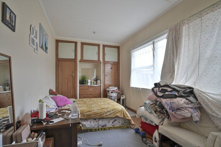 Photo of property in 305 Avenue Road West, Hastings, 4122