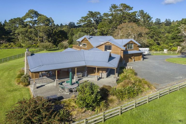 Photo of property in 135 Fiddlers Hill Road, Puhoi, Warkworth, 0994
