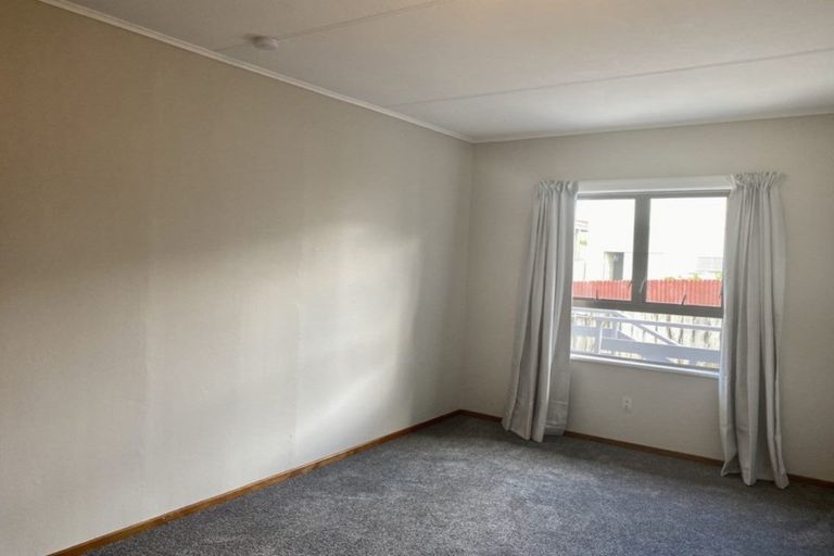 Photo of property in 8 Hughson Street, Waitara, 4320