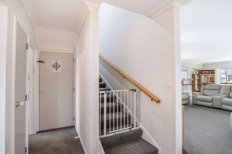 Photo of property in 5 Hampton Place, Springvale, Whanganui, 4501