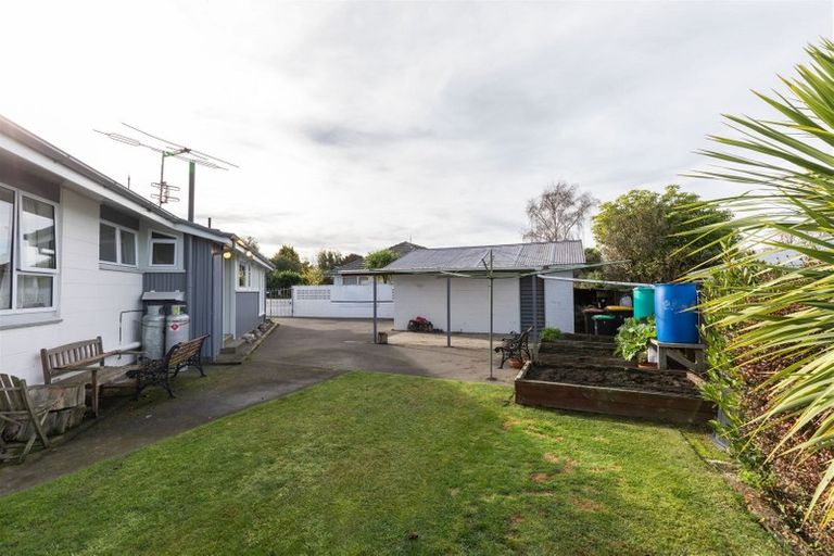 Photo of property in 7 Amos Place, Shirley, Christchurch, 8061