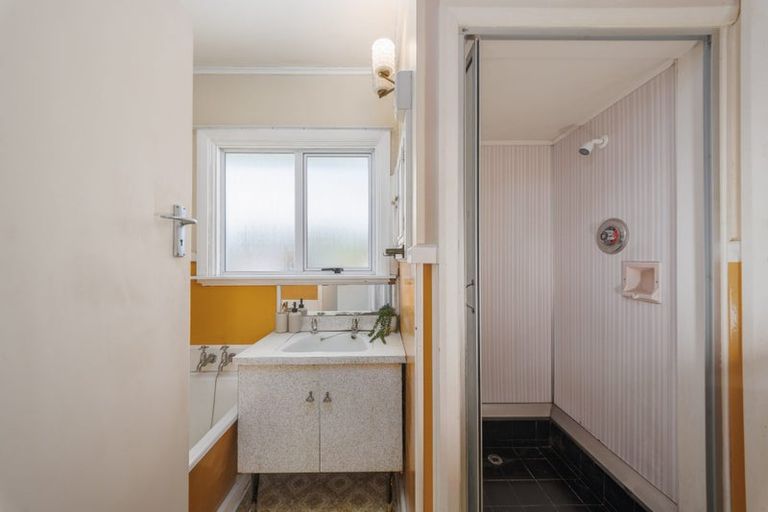 Photo of property in 16 Manuka Street, Mairehau, Christchurch, 8013