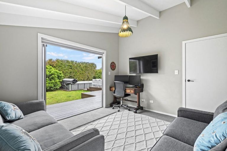 Photo of property in 37 Belle Vue Avenue, Northcote Point, Auckland, 0627