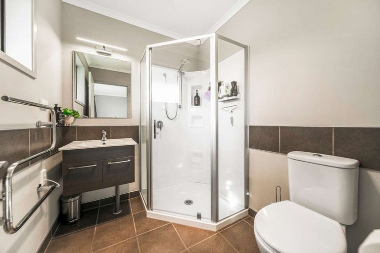 Photo of property in 76 Orbell Crescent, Te Anau, 9679