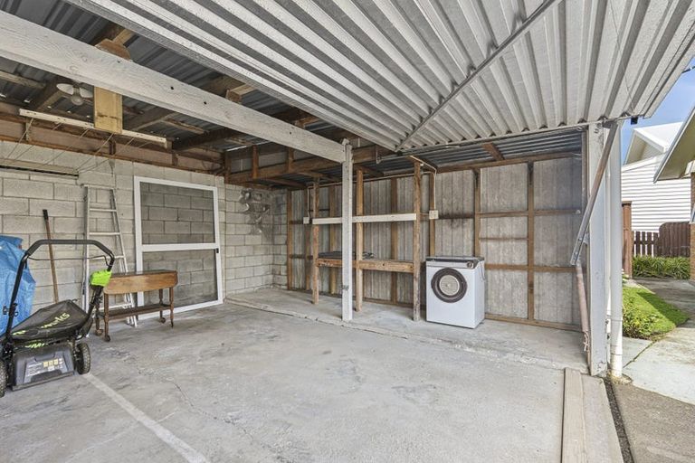 Photo of property in 28b Pendarves Street, New Plymouth, 4310