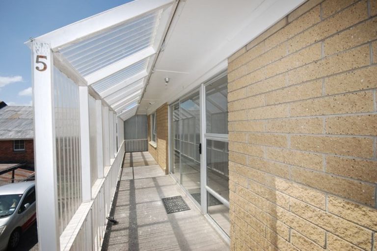 Photo of property in 5/2 Herbert Road, Mount Eden, Auckland, 1024