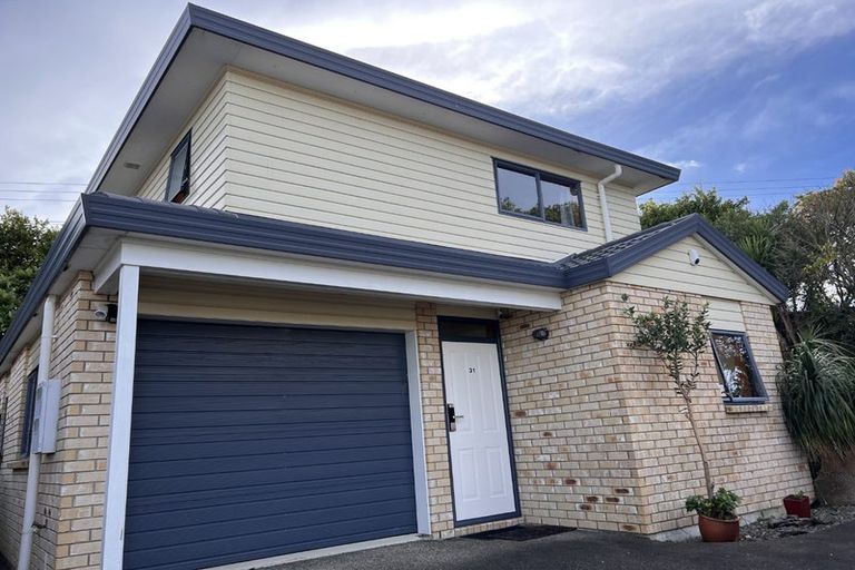 Photo of property in 31 Greenview Lane, Red Beach, 0932