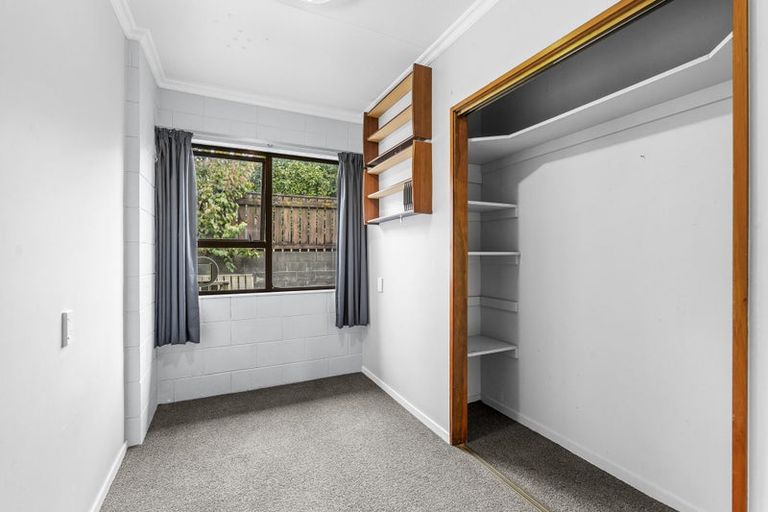 Photo of property in 39 Trelawney Crescent, Westown, New Plymouth, 4310