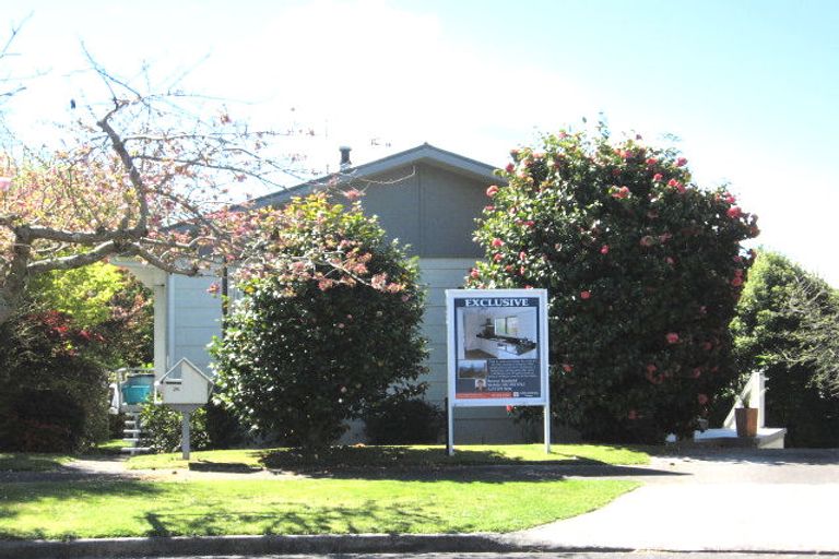 Photo of property in 26 Cherry Lane, Acacia Bay, Taupo, 3330