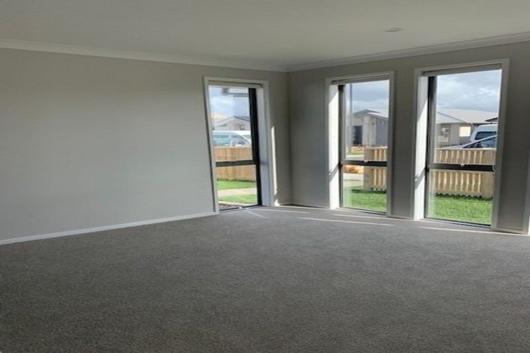 Photo of property in 10 Greenwich Street, Papamoa, 3118