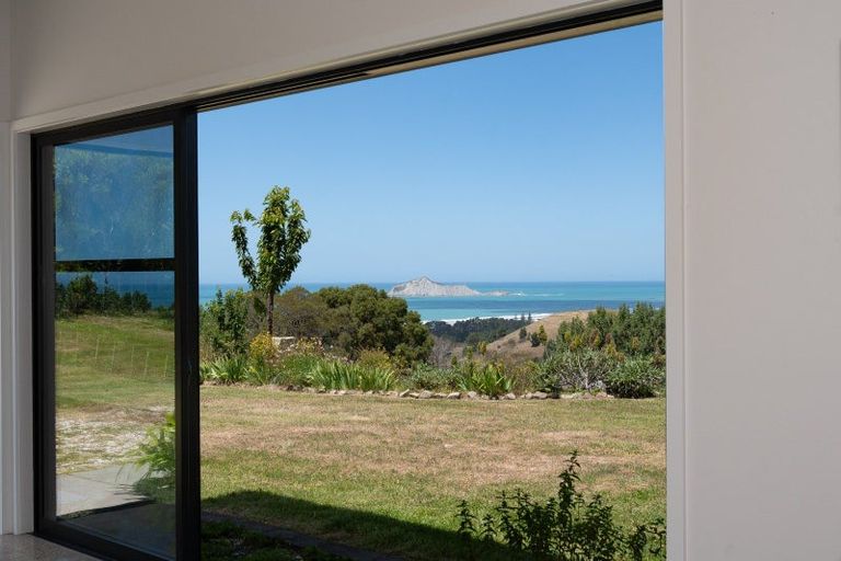 Photo of property in 1995 Waimarama Road, Waimarama, 4294