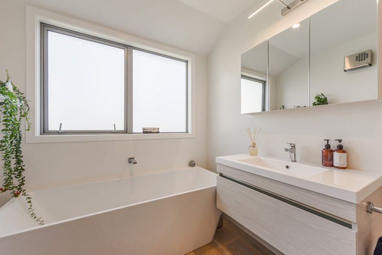 Photo of property in 3 Puketutu Grove, Motueka, 7120