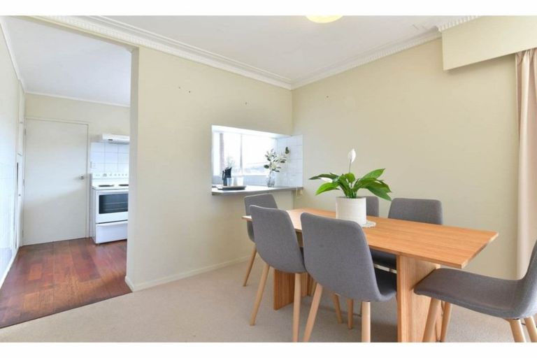 Photo of property in 1/105 Florence Avenue, Orewa, 0931