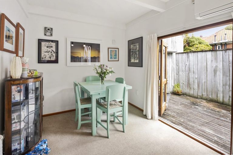 Photo of property in 70b Majoribanks Street, Mount Victoria, Wellington, 6011