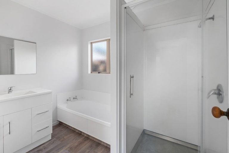 Photo of property in 172a Ohauiti Road, Hairini, Tauranga, 3112