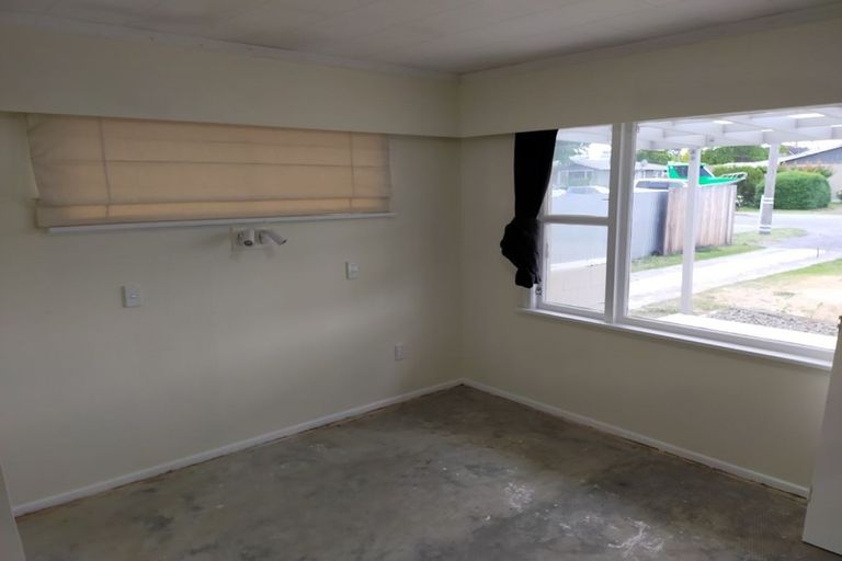 Photo of property in 19 Campbell Street, Alexandra, 9320