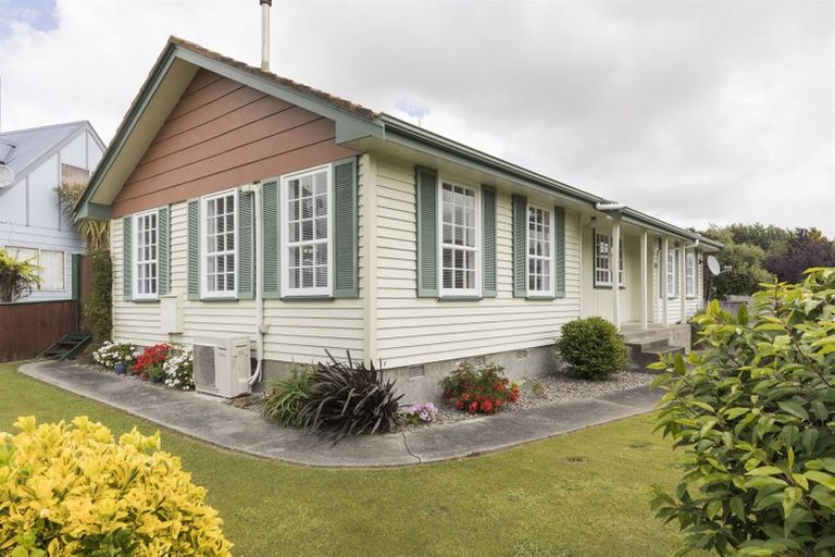 Photo of property in 1 Capri Place, Awapuni, Palmerston North, 4412