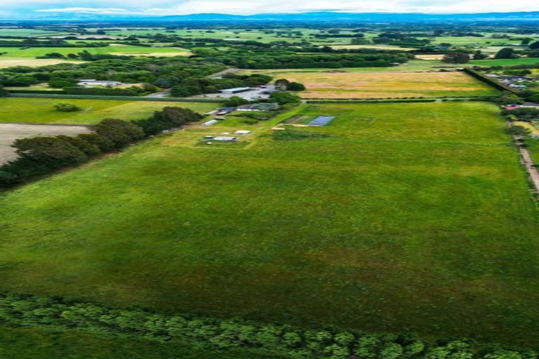 Photo of property in 43 South Eyre Road, Clarkville, Kaiapoi, 7692