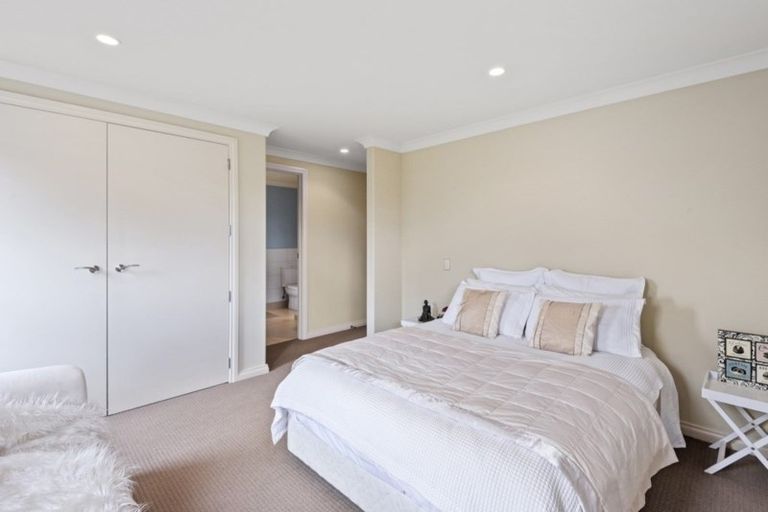 Photo of property in 7 Gleneagles Terrace, Ilam, Christchurch, 8053