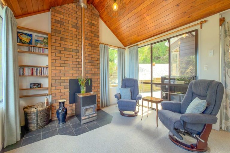 Photo of property in 37 Otuturu Crescent, Ruamahunga, Thames, 3575