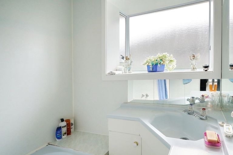 Photo of property in 44 Rowses Road, Aranui, Christchurch, 8061