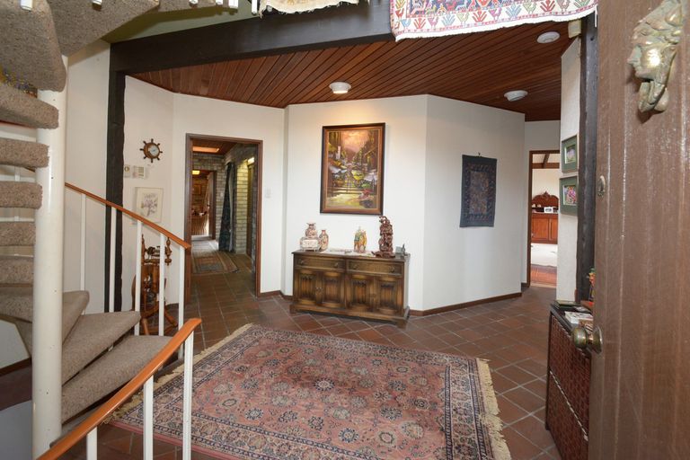 Photo of property in 9 Springhill Road, Mornington, Dunedin, 9011