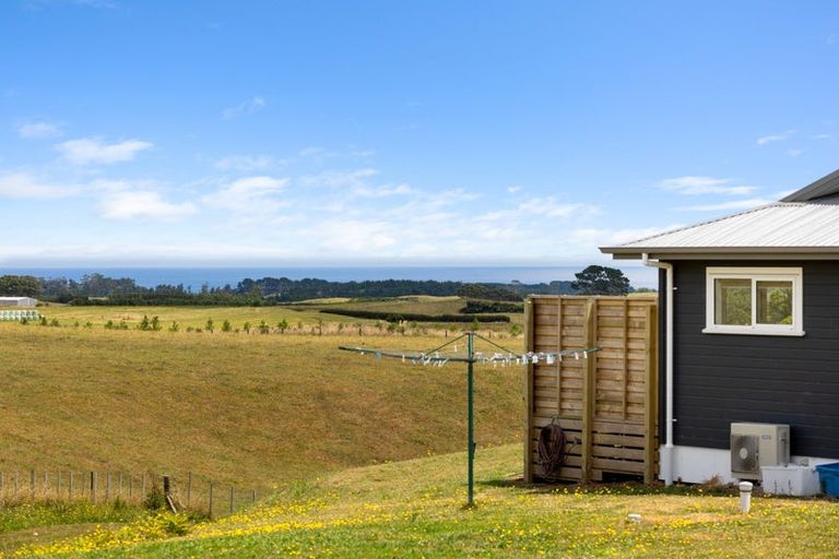 Photo of property in 11 Leith Road, Okato, New Plymouth, 4374