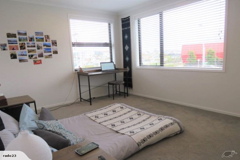 Photo of property in 2 Sidney Wallingford Way, Hobsonville, Auckland, 0616
