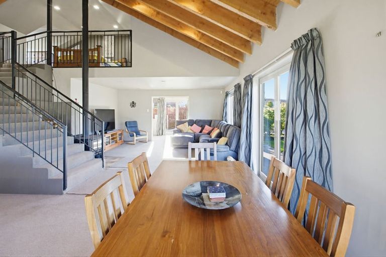 Photo of property in 8 Westoe Street, Waikaia, 9778