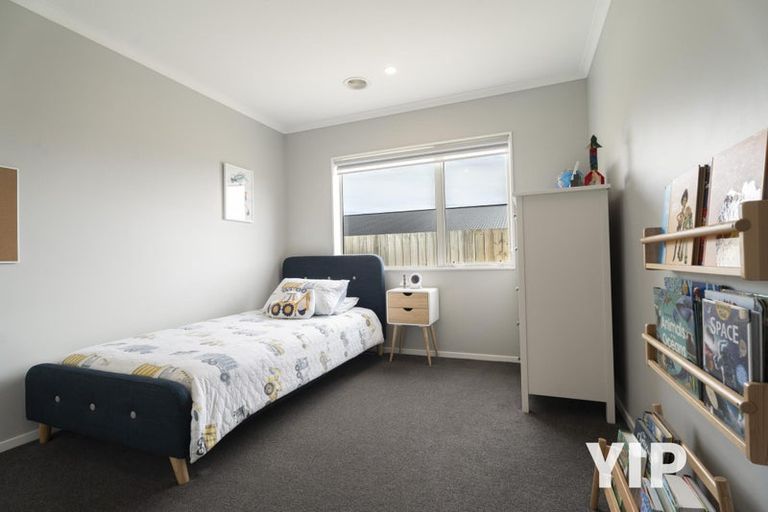 Photo of property in 14 Stony Hill Place, Grenada Village, Wellington, 6037