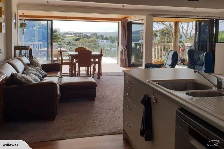 Photo of property in 8 Bay View Road, Raglan, 3225