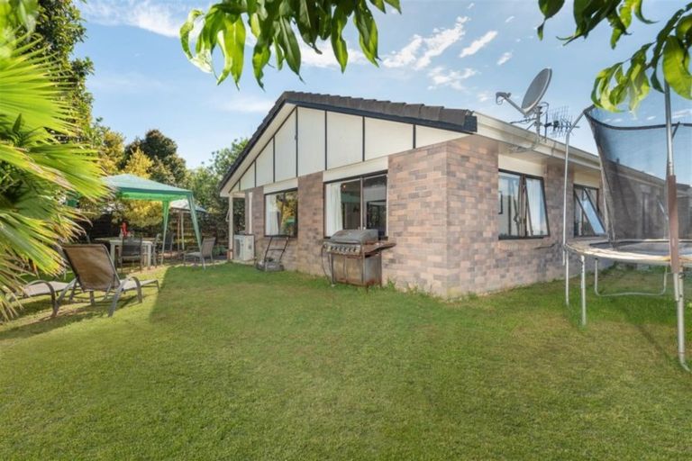 Photo of property in 15 Marwood Place, Mount Maunganui, 3116