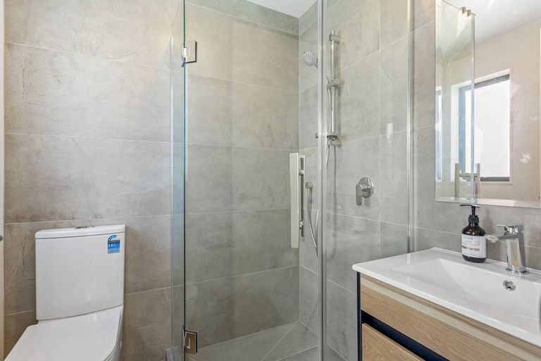 Photo of property in 6 Milenio Crescent, Windsor Park, 0632