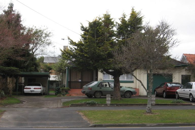 Photo of property in 302 River Road, Claudelands, Hamilton, 3214