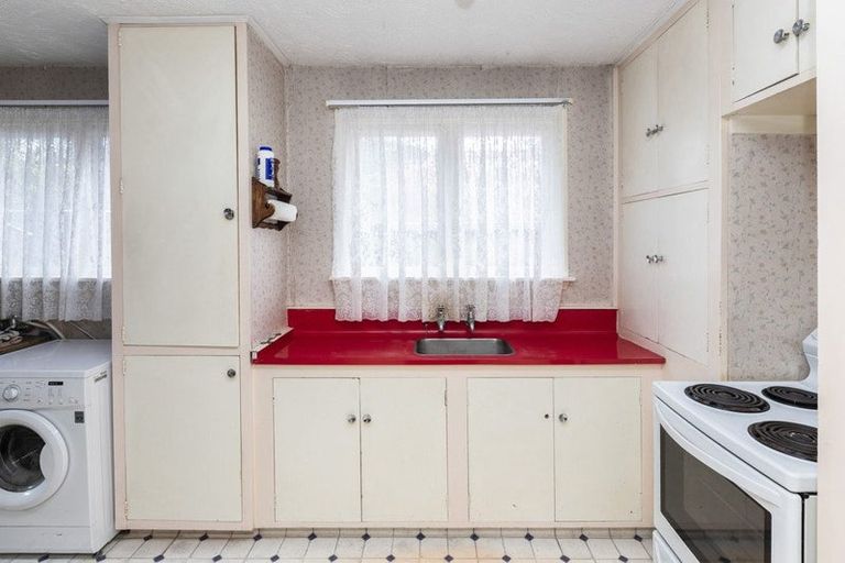 Photo of property in 13 Cheviot Street, Spreydon, Christchurch, 8024