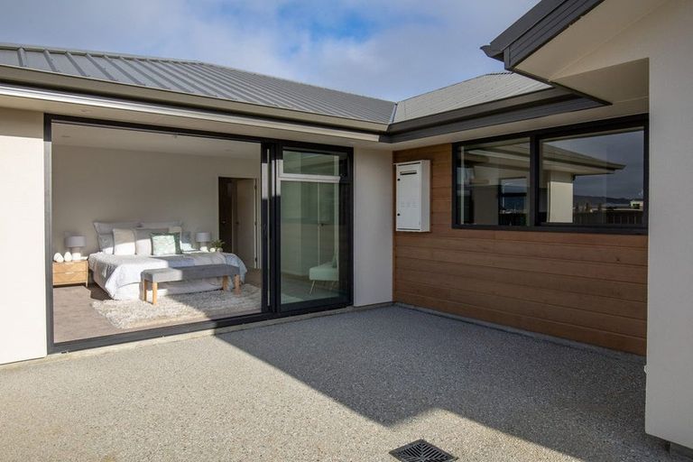 Photo of property in 6 Sequoia Close, Alexandra, 9320