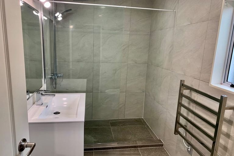 Photo of property in 42a Titirangi Road, New Lynn, Auckland, 0600