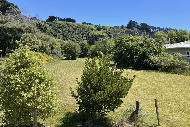 Photo of property in 71 Driver Street, Long Beach, Port Chalmers, 9081