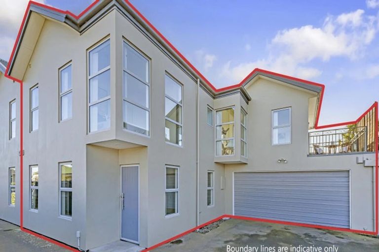 Photo of property in 106a Olliviers Road, Phillipstown, Christchurch, 8011