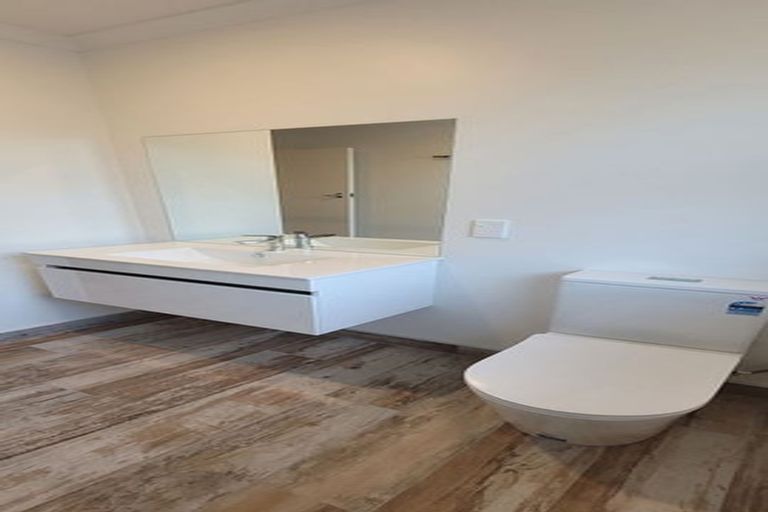 Photo of property in 136 Highbury Avenue, Highbury, Palmerston North, 4412